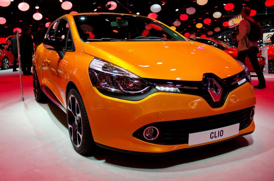  Renault Clio 2013 года  (фото 28 из 90)